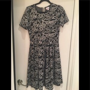 NWOT Large LuLaRoe Amelia dress